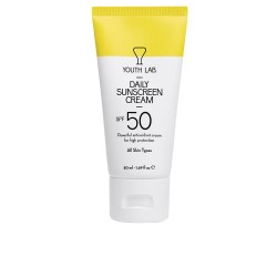 TÄGLICHE SONNENSCHUTZCREME für alle Hauttypen LSF 50, 50 ml
